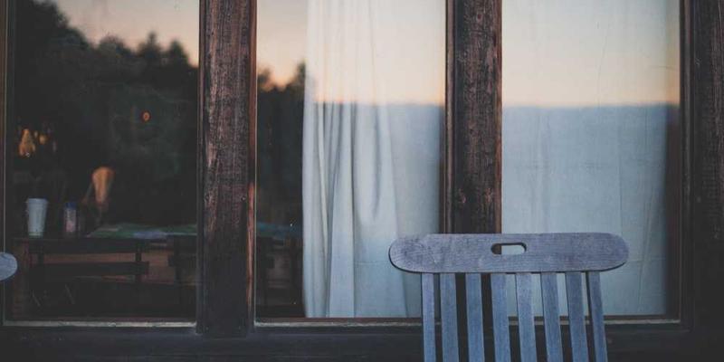 品牌服装批发2008：回顾与启示，赋能今日服装加盟店