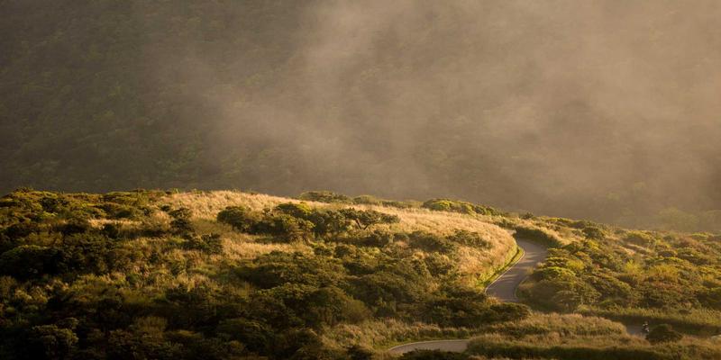 服装批发全攻略：如何精准锁定优质货源与高效开拓批发市场