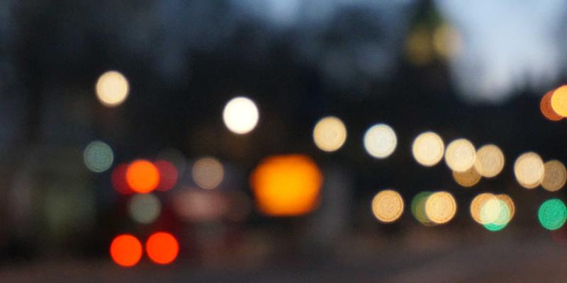 服装批发新趋势:如何精准对接潮流服饰与批发市场