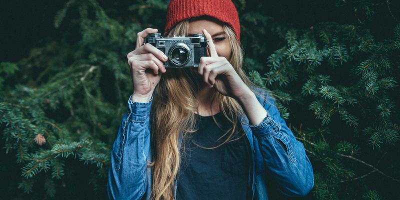 高端女装批发货源寻找指南：精准对接优质工厂与设计师品牌的实战策略